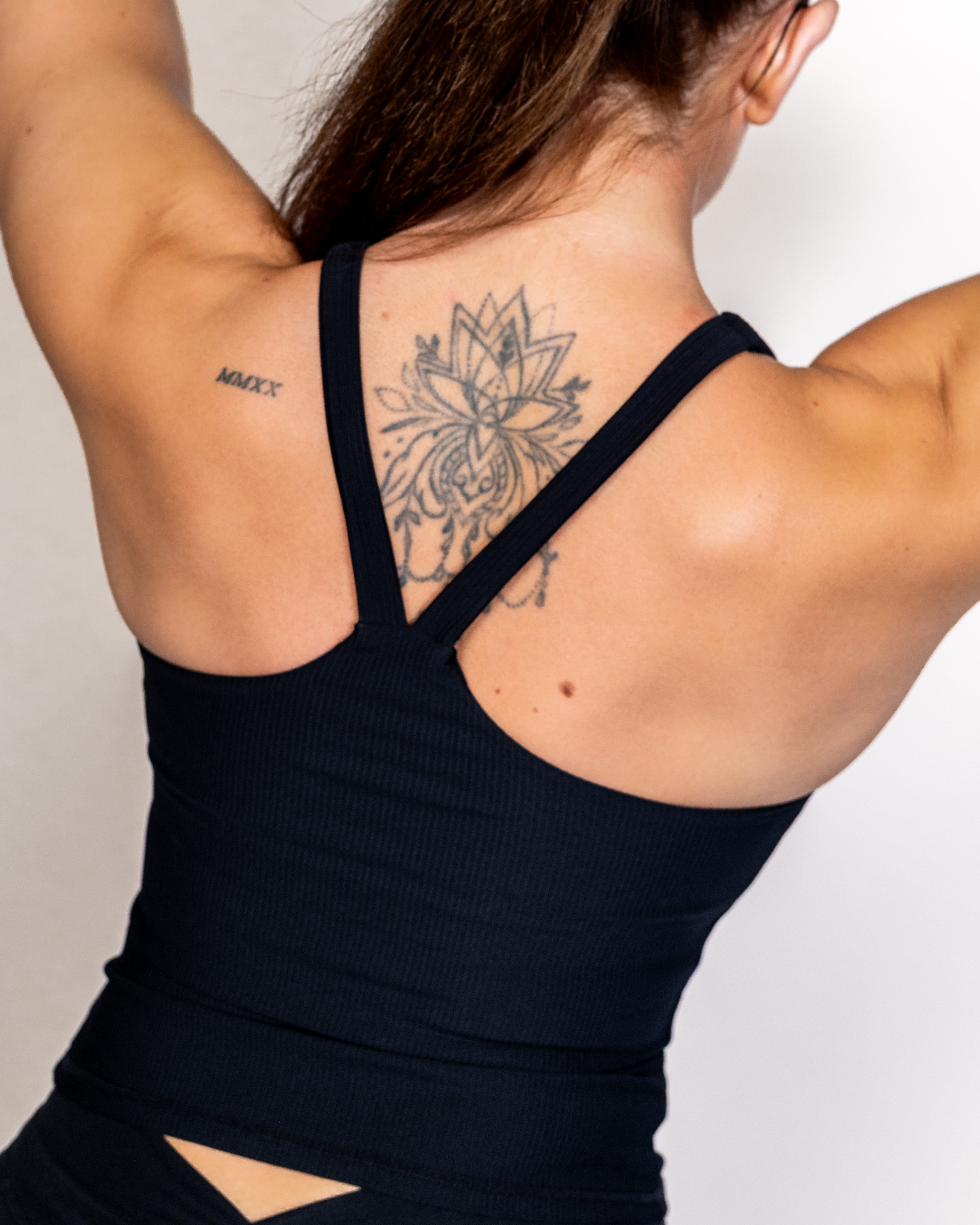 CONTOUR Ribbed Support Tank