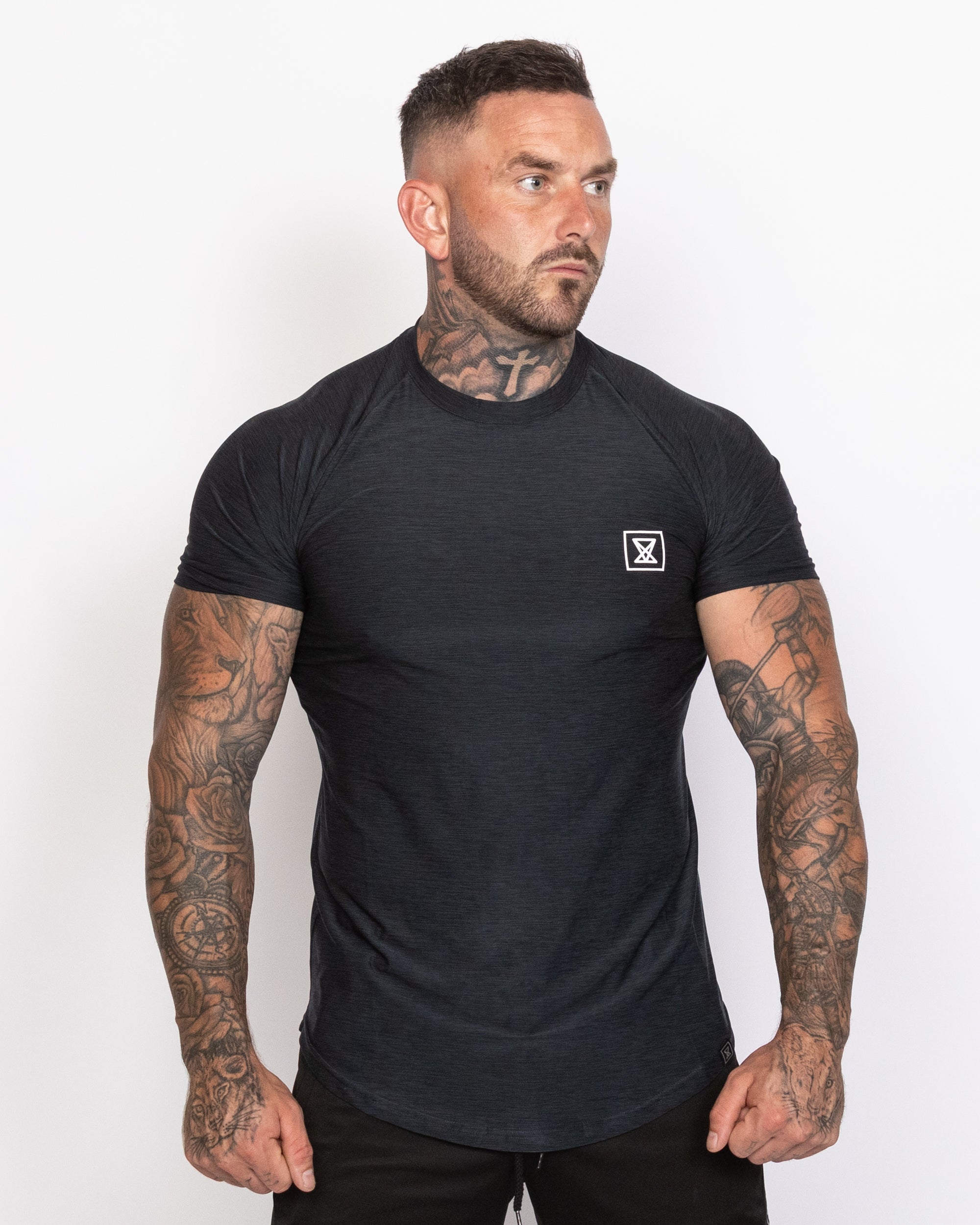 How to Wear Gym Shirt: Style Tips for Every Workout